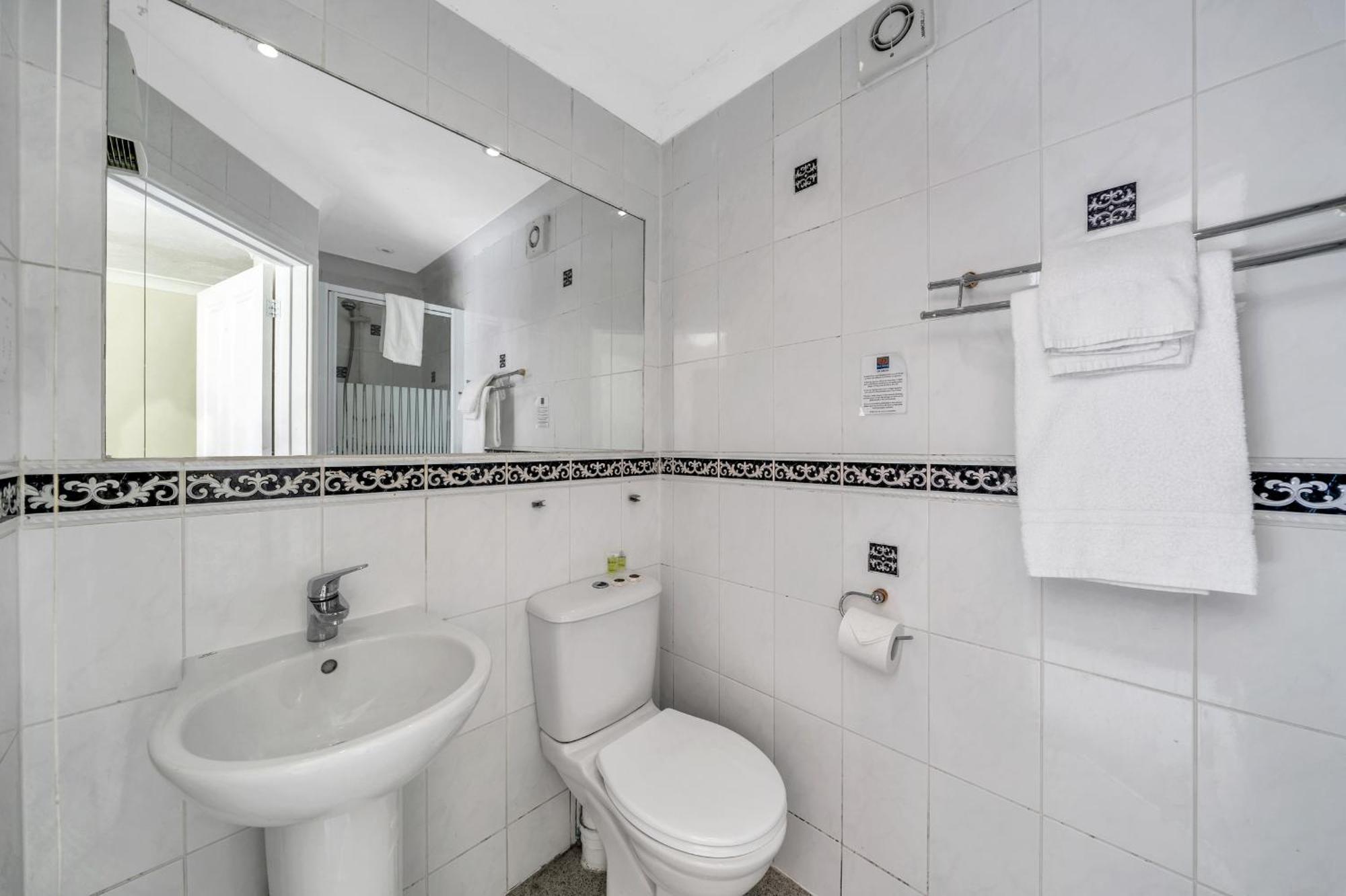 קרות'ורן Dial House Hotel מראה חיצוני תמונה