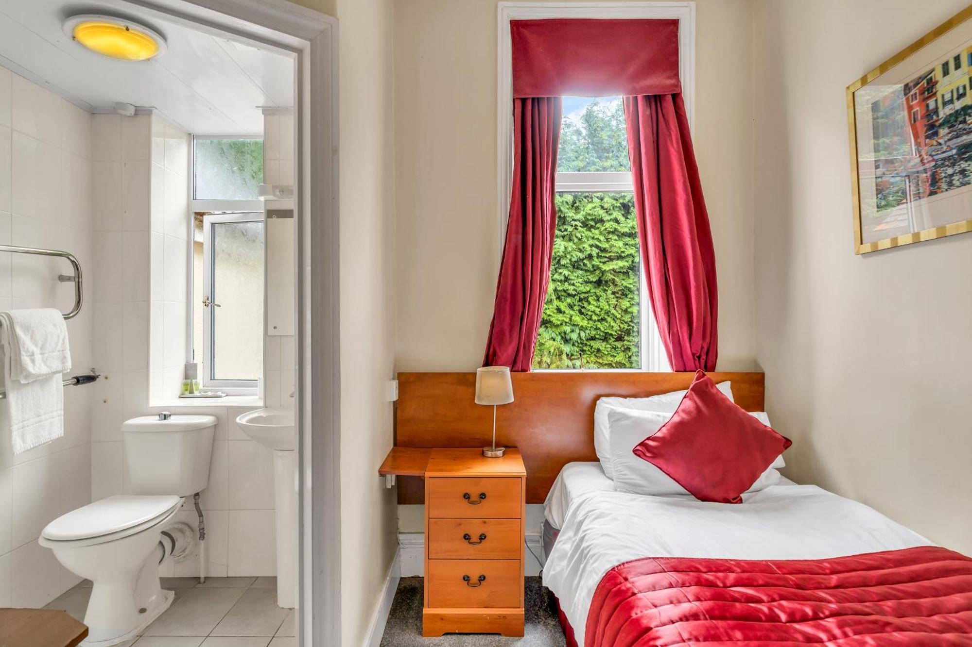 קרות'ורן Dial House Hotel מראה חיצוני תמונה